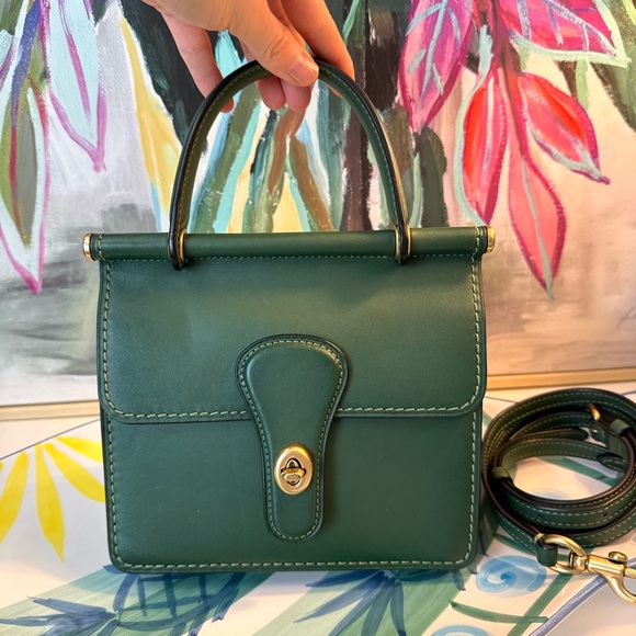 Coach Handbags - Rare Preloved Coach Willis Top Handle 18 Archive In Hunter Green Mini Purse